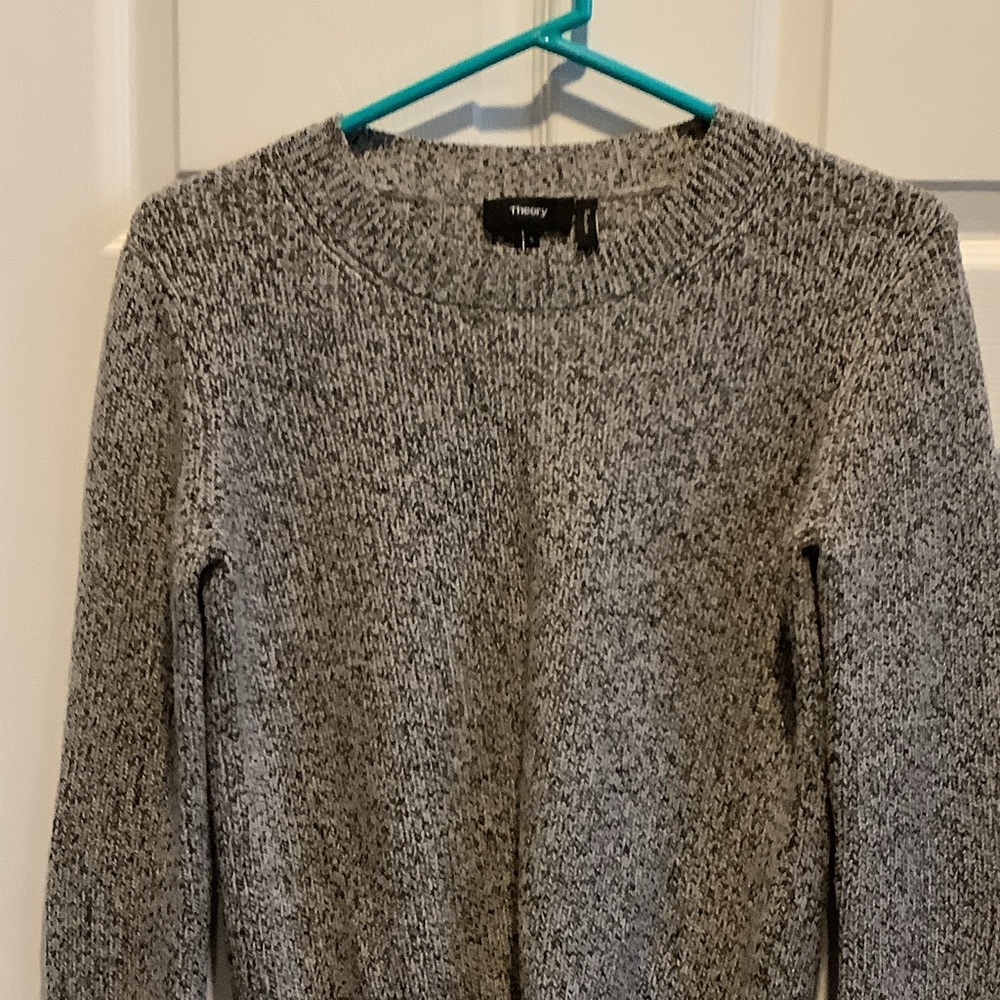 Theory Heathered Gray Crew Neck Sweater,‎ wool blend - Picture 4 of 11